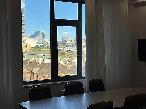 Kirayə verilir 2 otaqlı mənzil 100 m²