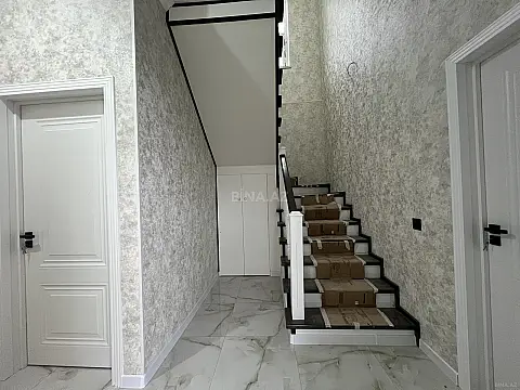 Satılır 5 otaqlı həyət evi 150 m²