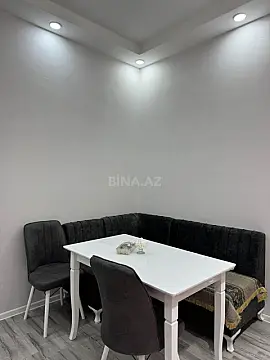 Kirayə verilir 2 otaqlı mənzil 90 m²