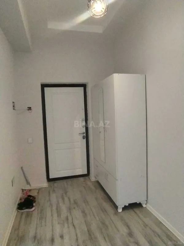 Kirayə verilir 2 otaqlı mənzil 90 m²