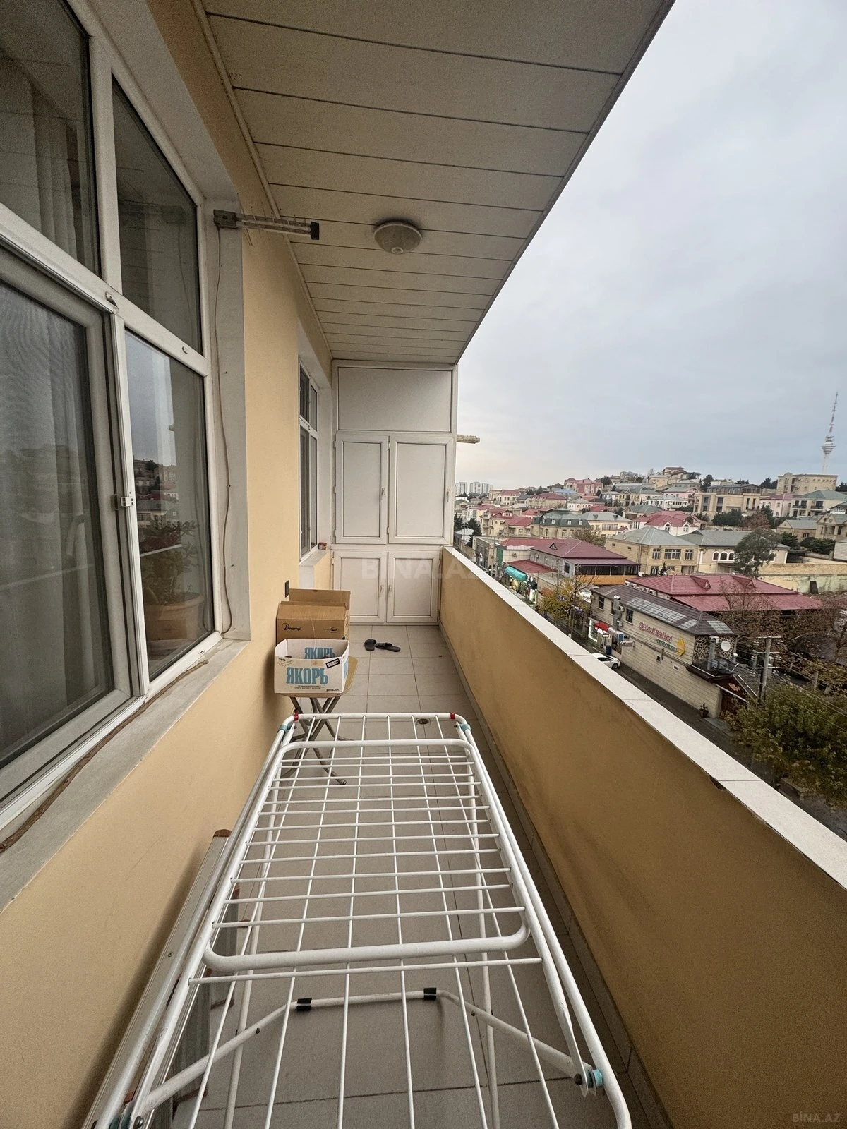 Satılır 2 otaqlı mənzil 100 m²