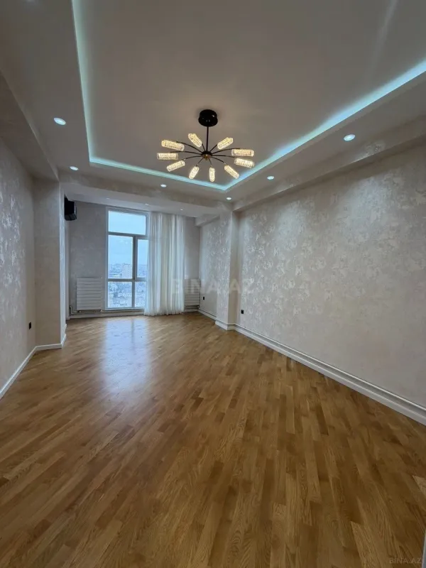 Satılır 2 otaqlı mənzil 77 m²