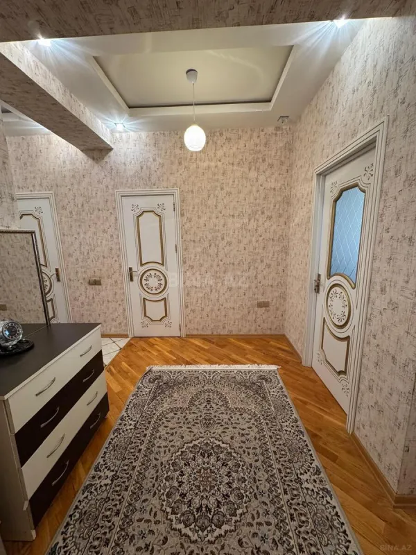 Satılır 3 otaqlı mənzil 100 m²