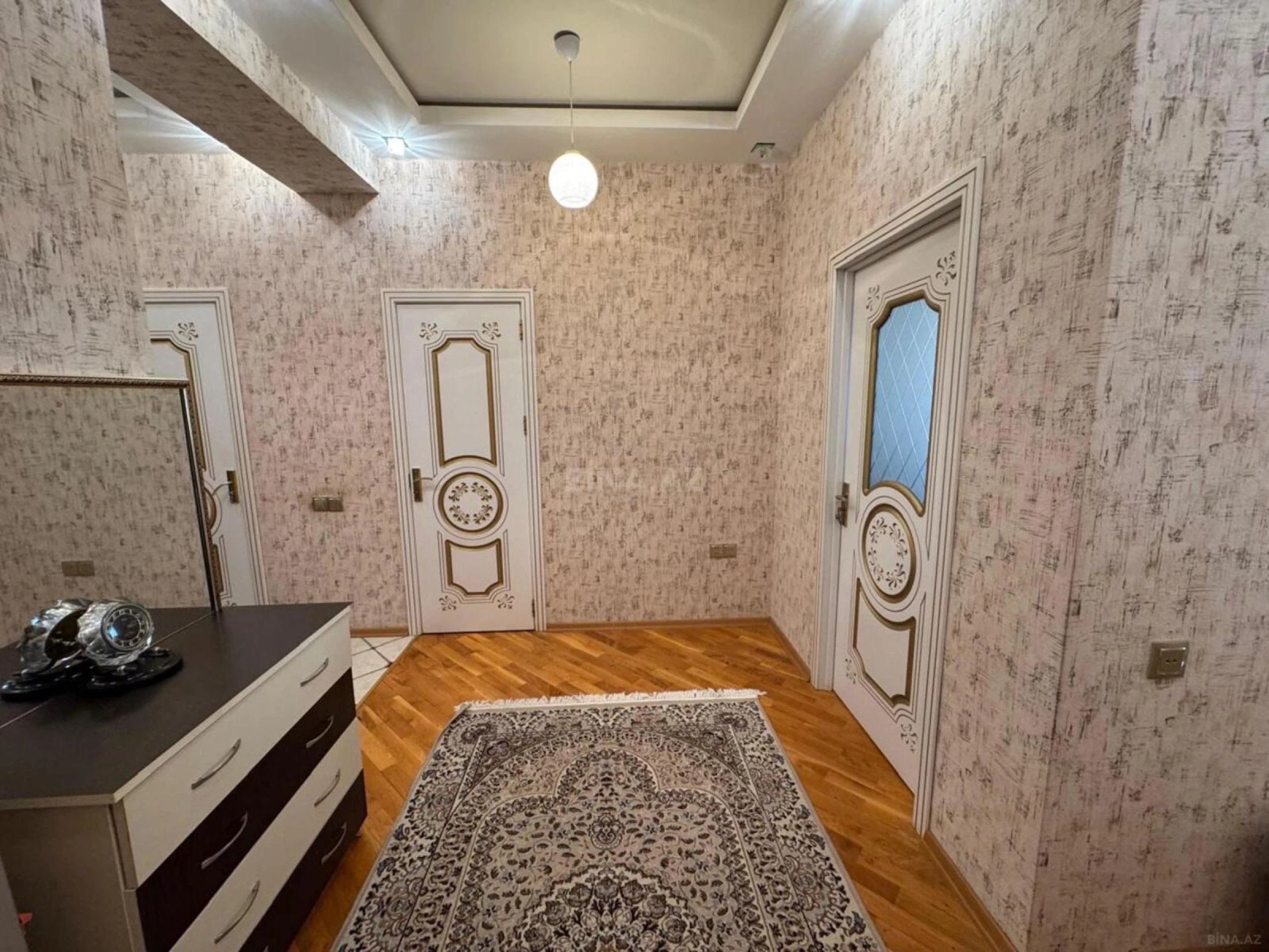 Satılır 3 otaqlı mənzil 100 m²