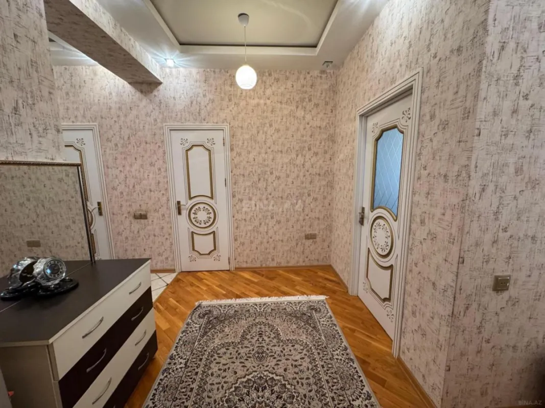 Satılır 3 otaqlı mənzil 100 m²