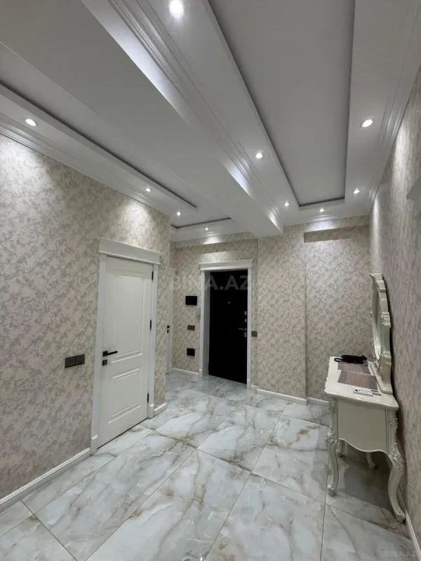 Satılır 3 otaqlı mənzil 116 m²