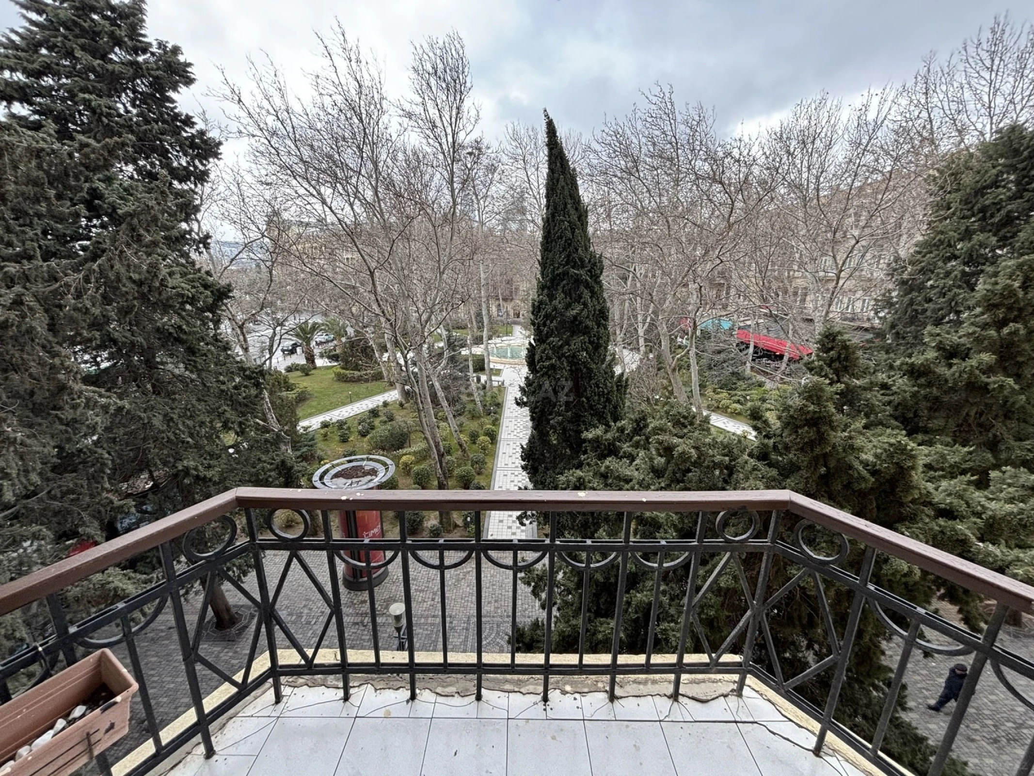 Kirayə verilir 2 otaqlı mənzil 75 m²