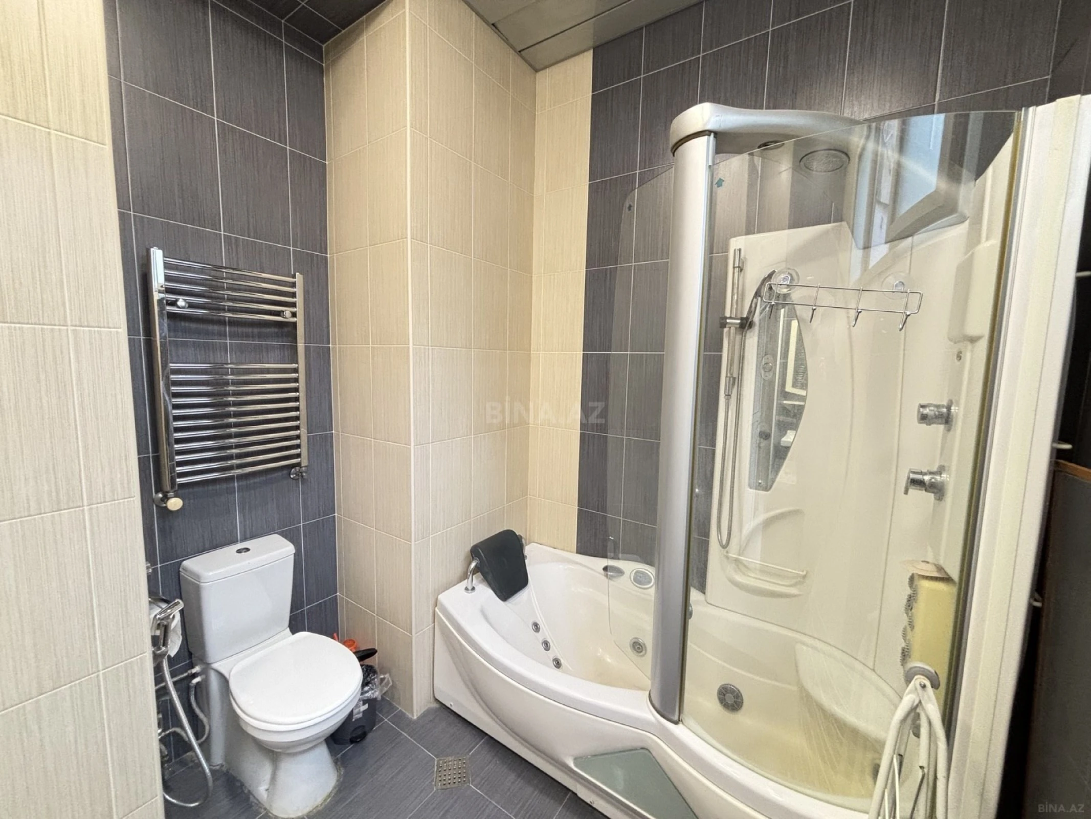 Kirayə verilir 2 otaqlı mənzil 75 m²