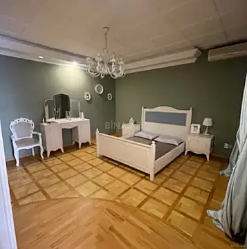 Kirayə verilir 7 otaqlı ofis 345 m²