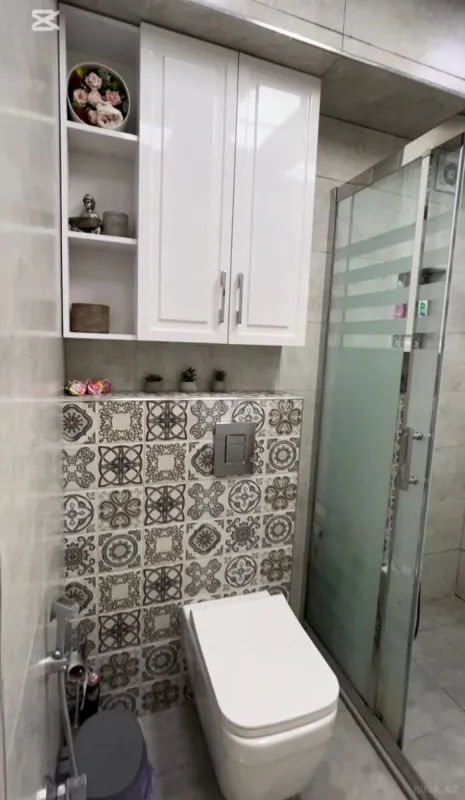 Satılır 2 otaqlı mənzil 77 m²