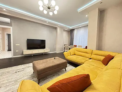 Kirayə verilir 3 otaqlı mənzil 110 m² — Bakı, Nizami 3 otaq 110.00 m²