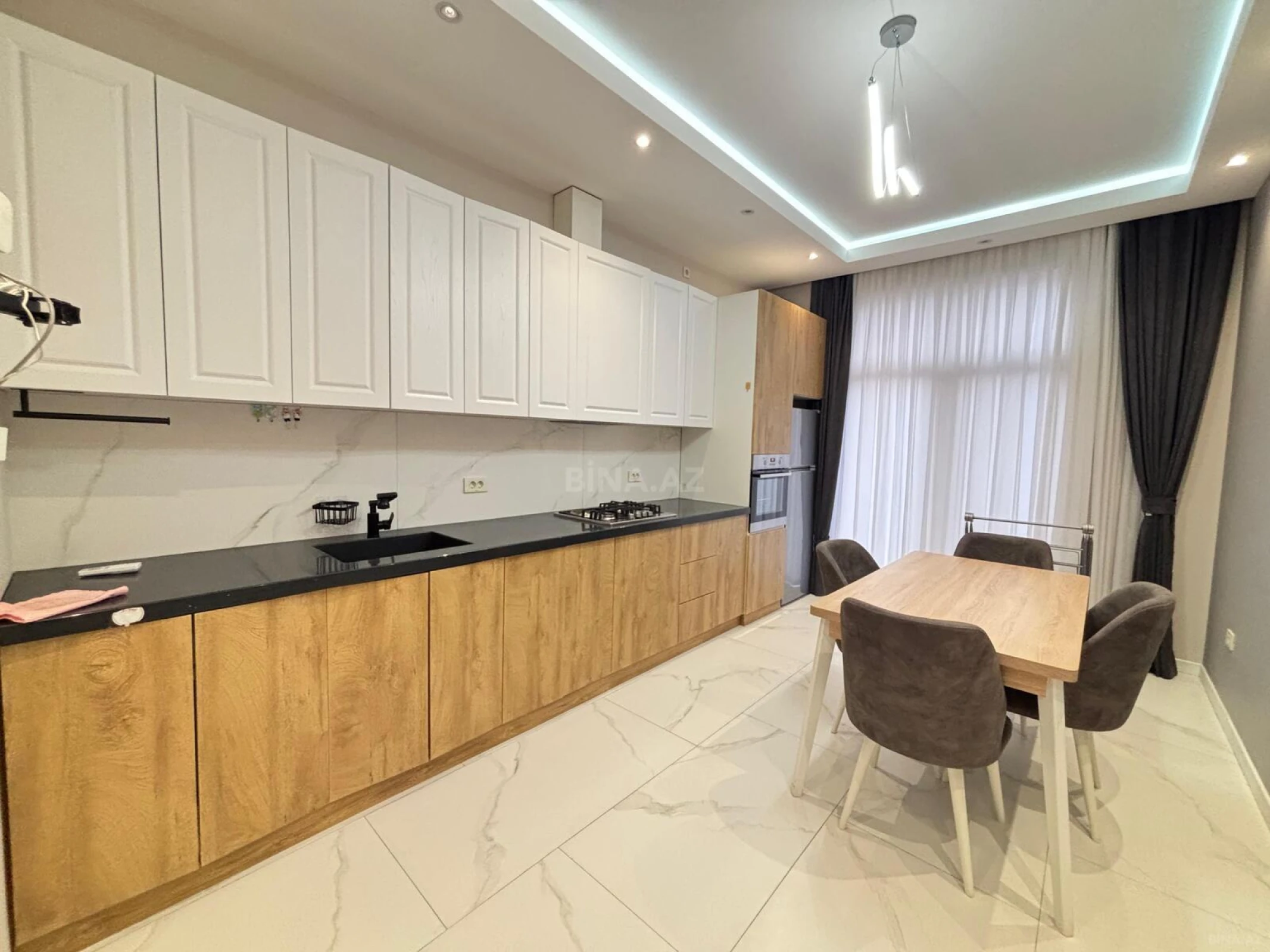 Kirayə verilir 3 otaqlı mənzil 110 m²