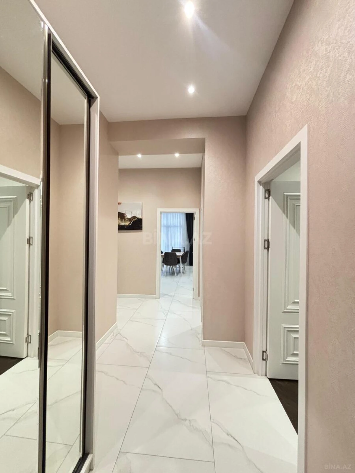 Kirayə verilir 3 otaqlı mənzil 110 m²