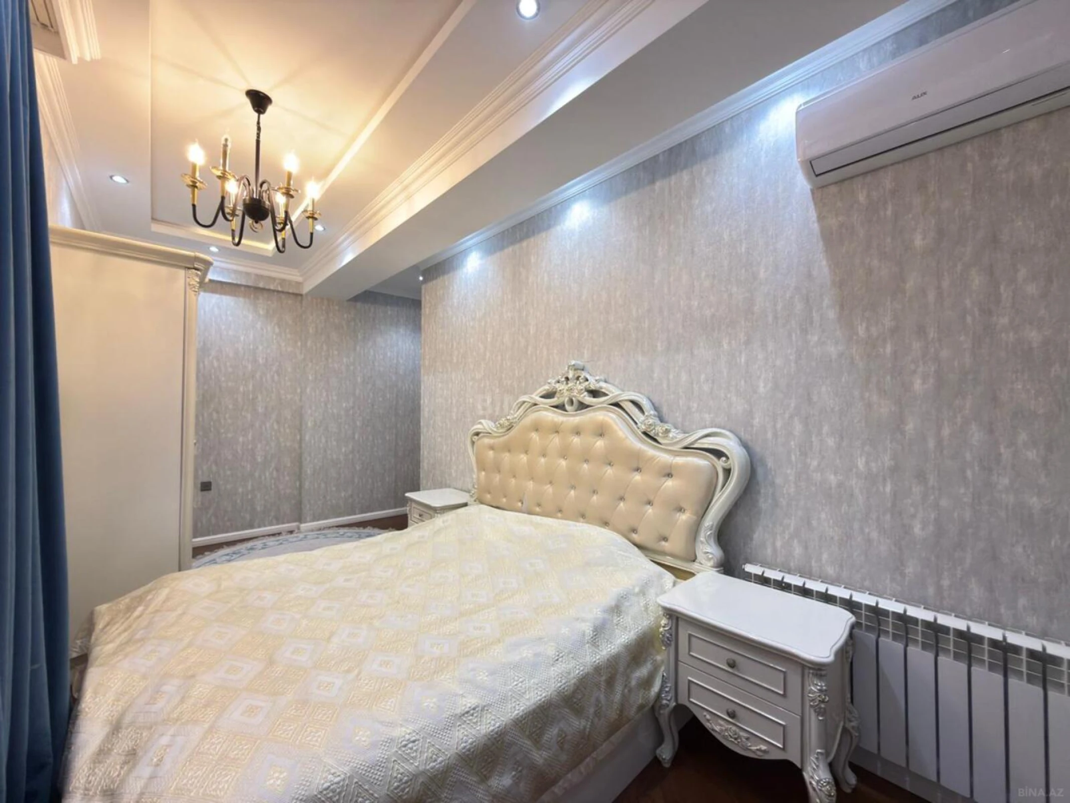 Satılır 3 otaqlı mənzil 120 m²