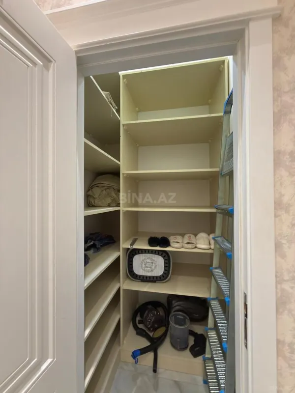 Satılır 3 otaqlı mənzil 120 m²