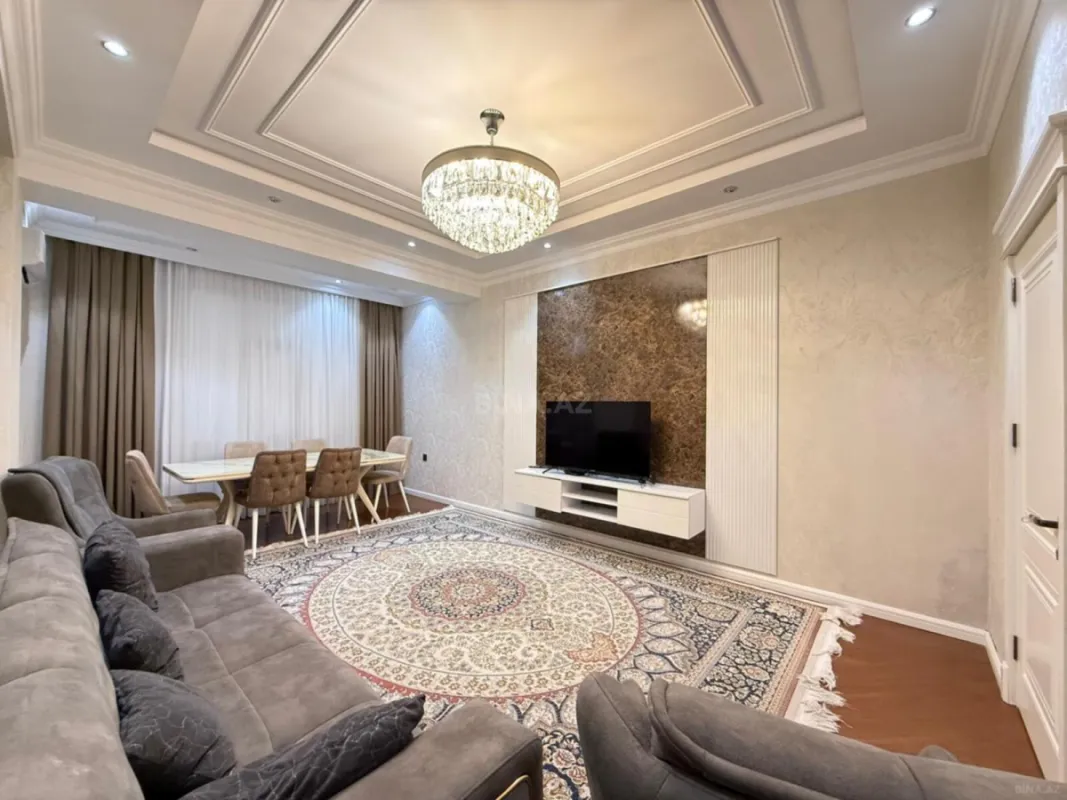 Satılır 3 otaqlı mənzil 120 m²