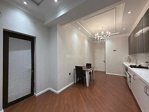 Satılır 3 otaqlı mənzil 120 m²