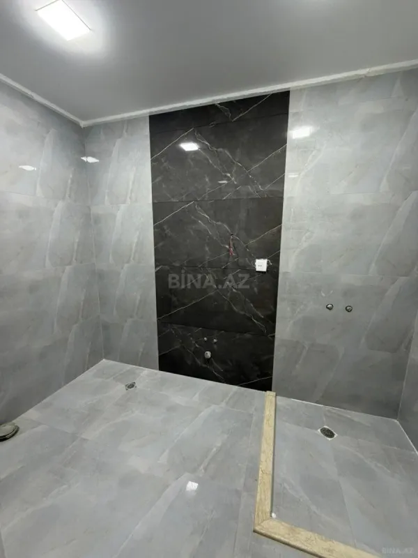 Satılır 3 otaqlı mənzil 124 m²