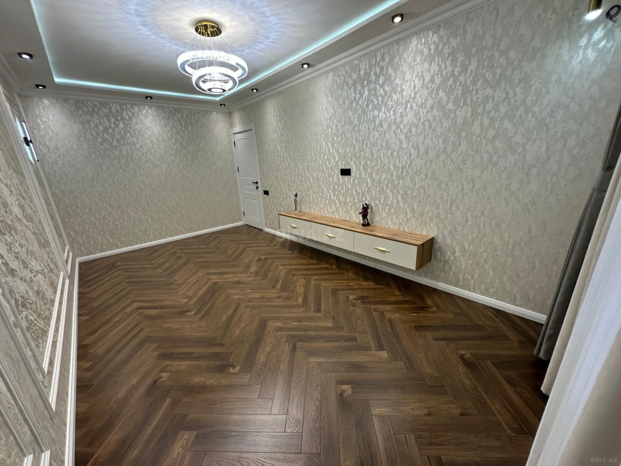 Satılır 3 otaqlı mənzil 80 m²