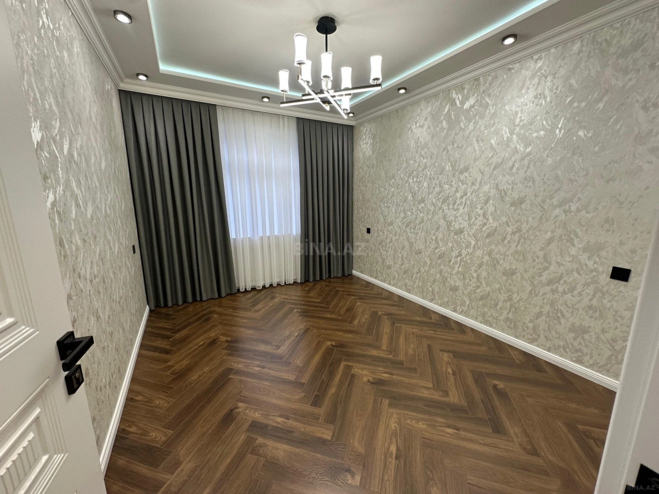 Satılır 3 otaqlı mənzil 80 m²