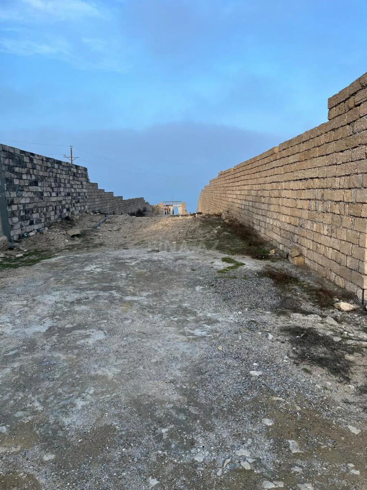 Satılır torpaq sahəsi 12 m²