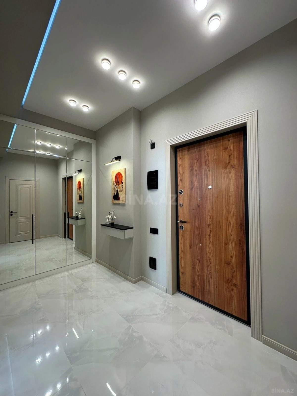 Satılır 2 otaqlı mənzil 55 m²