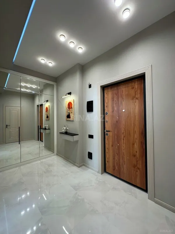 Satılır 2 otaqlı mənzil 55 m²