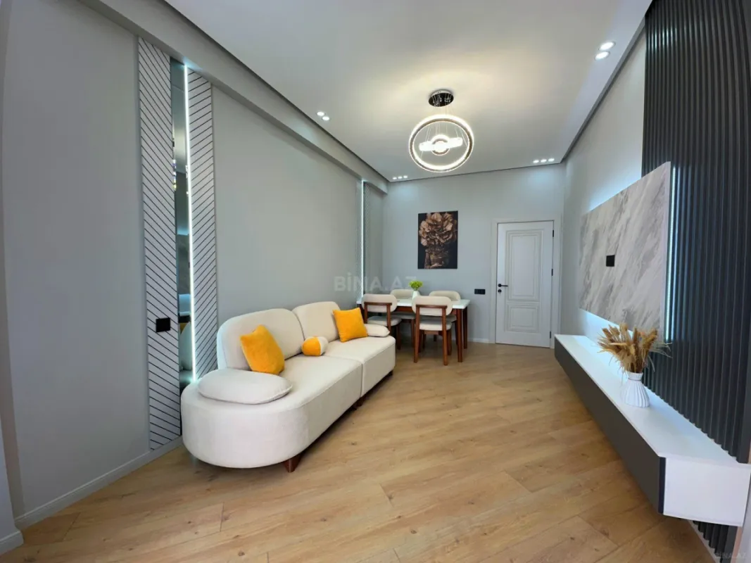 Satılır 2 otaqlı mənzil 55 m²