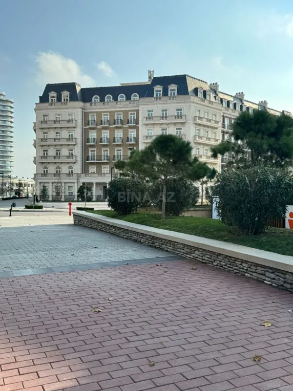 Satılır 3 otaqlı mənzil 97 m²