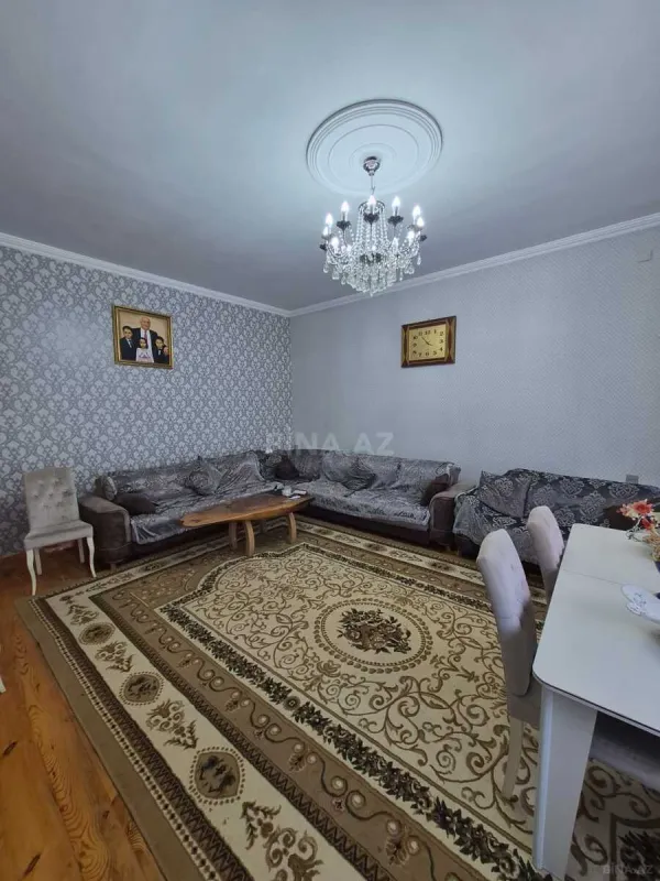 Satılır 9 otaqlı həyət evi 310 m²