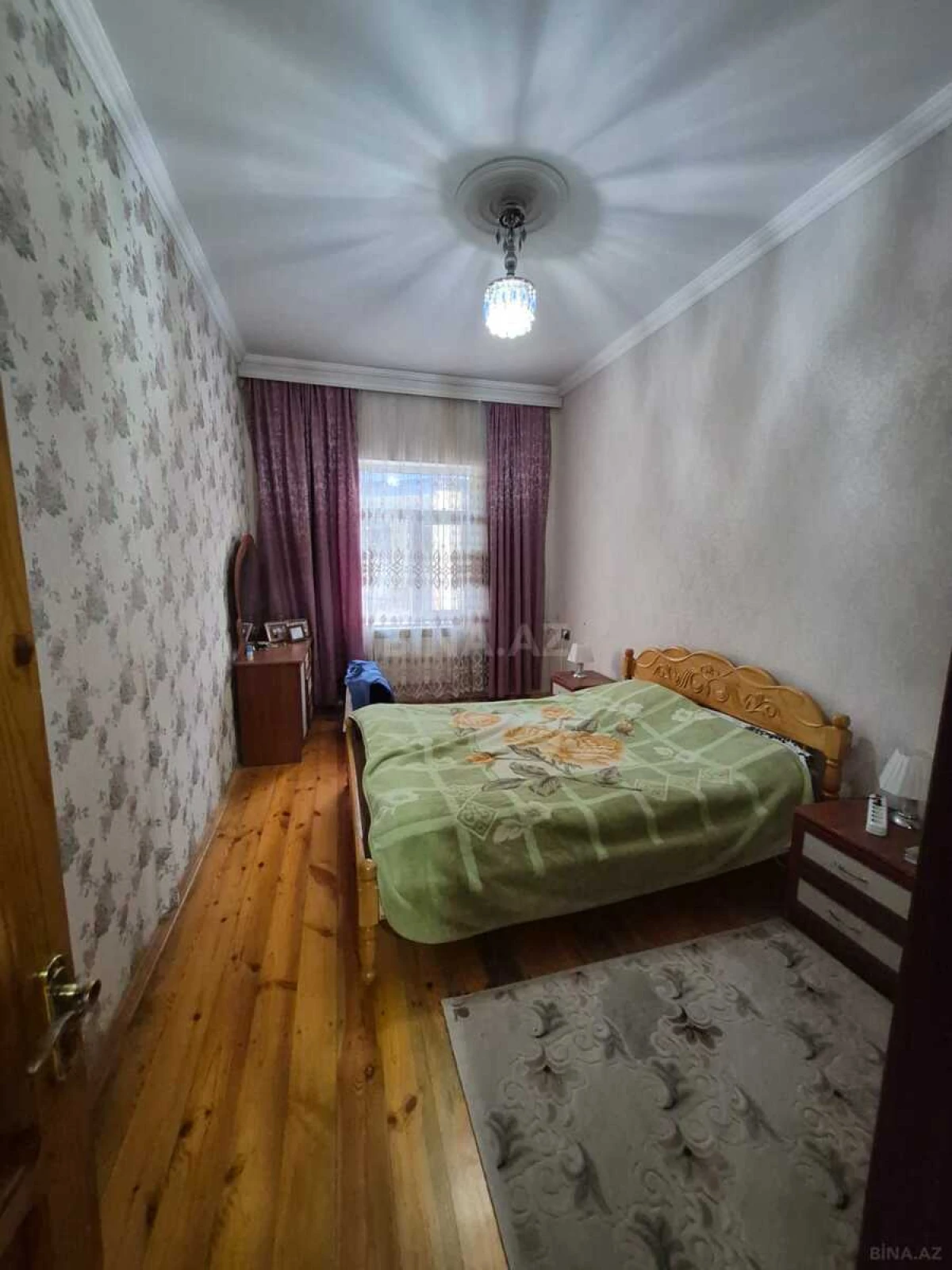 Satılır 9 otaqlı həyət evi 310 m²