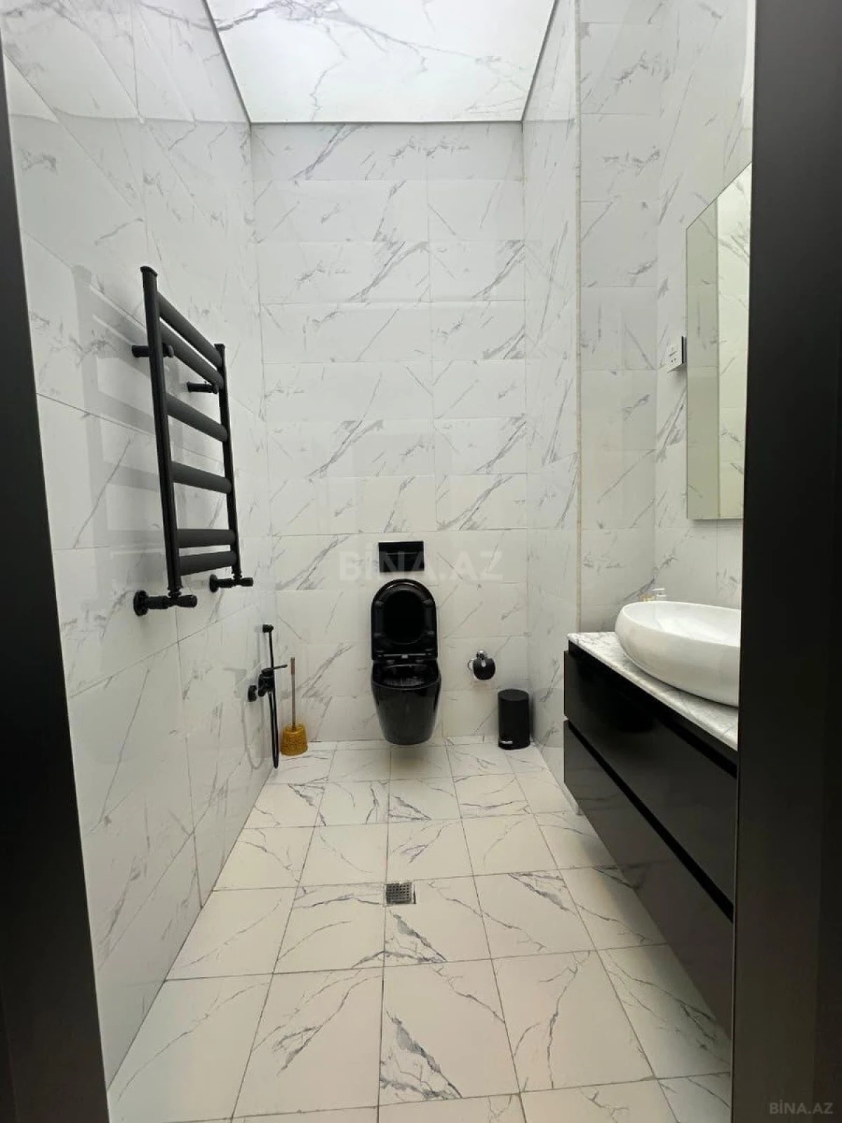 Satılır obyekt 1020 m²