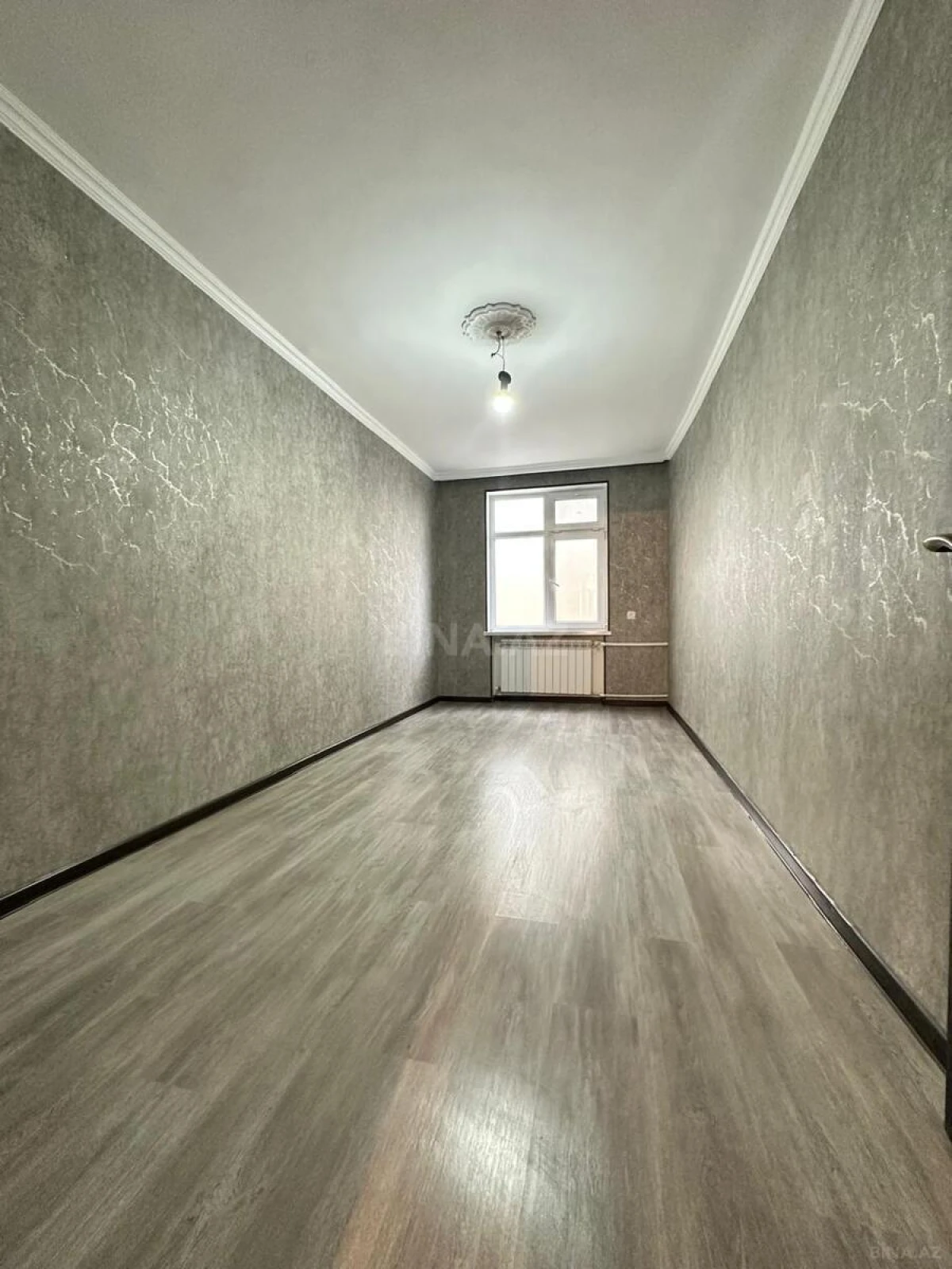 Satılır 3 otaqlı mənzil 68 m²