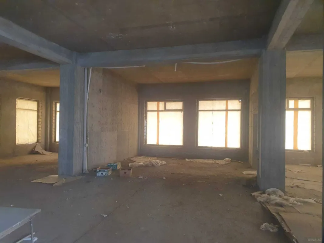 Satılır obyekt 517 m²