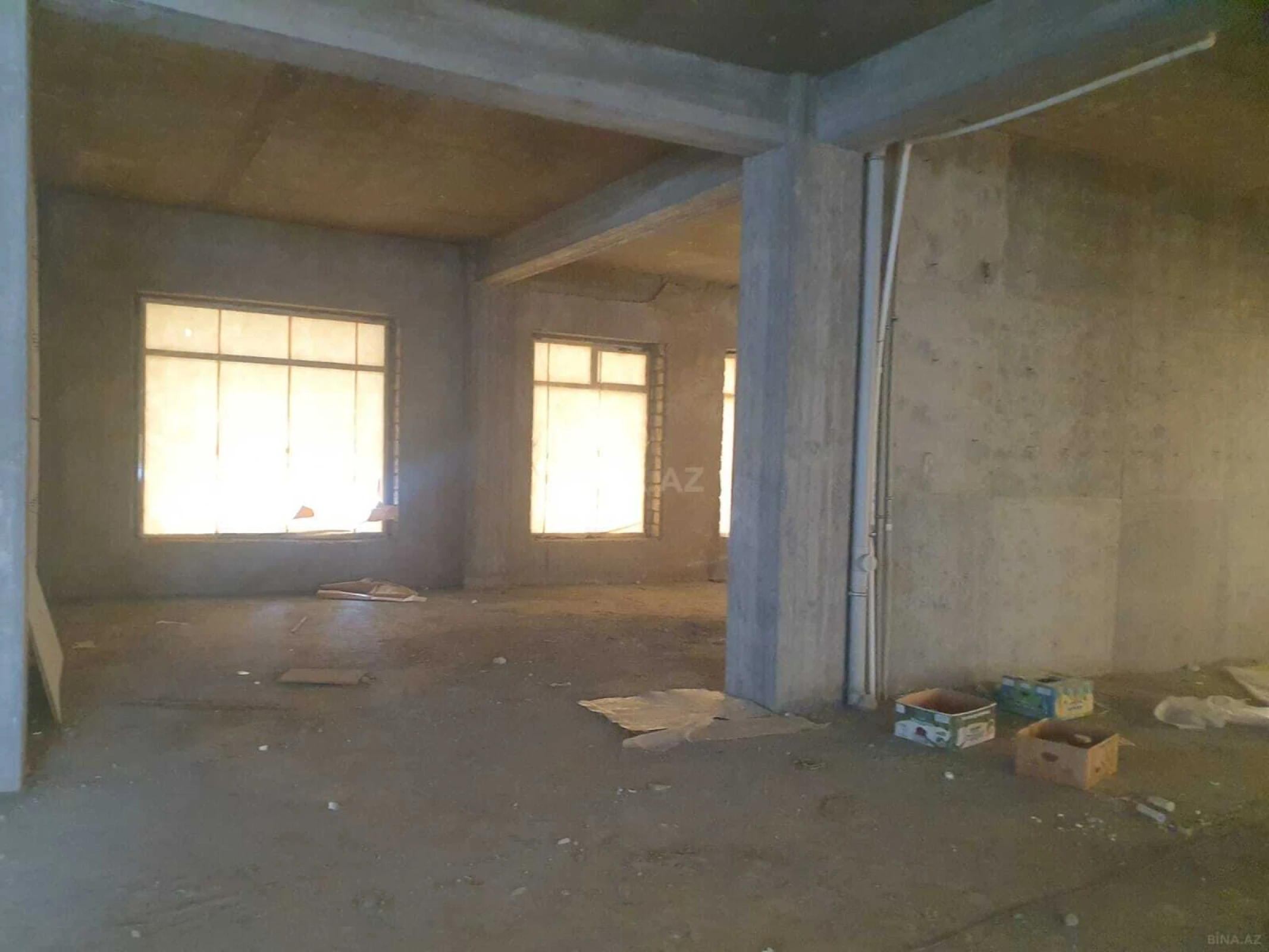 Satılır obyekt 517 m²