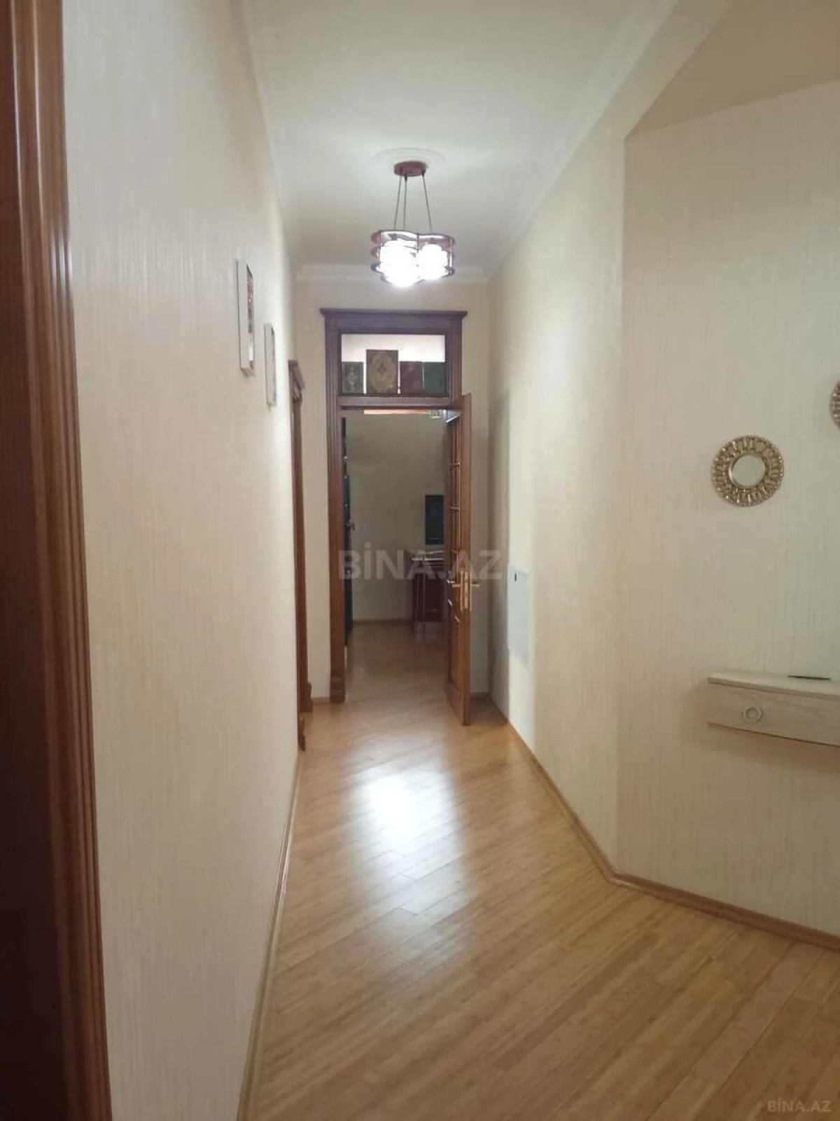 Satılır 3 otaqlı mənzil 150 m²
