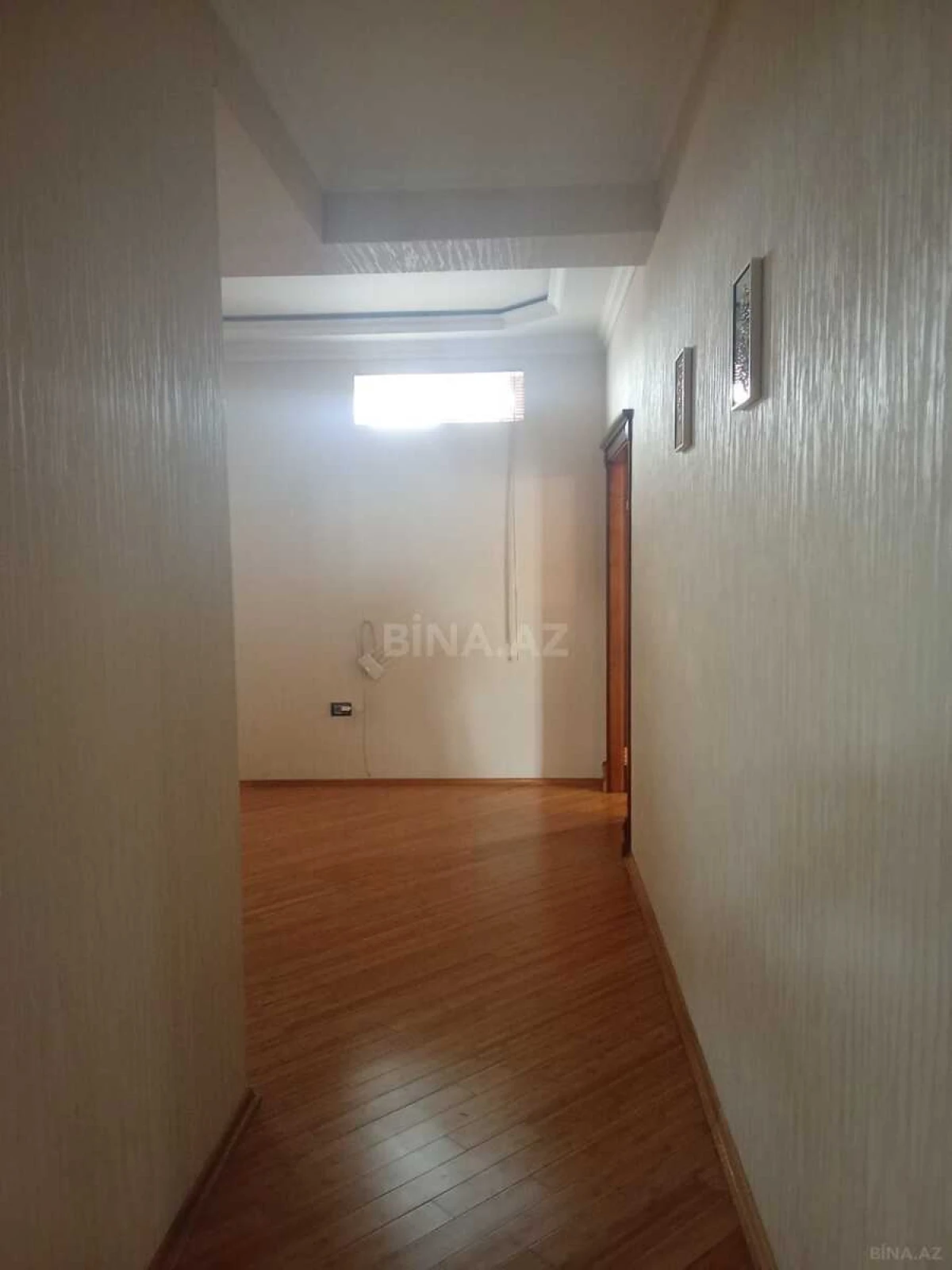 Satılır 3 otaqlı mənzil 150 m²