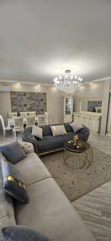 Satılır 4 otaqlı mənzil 140 m²