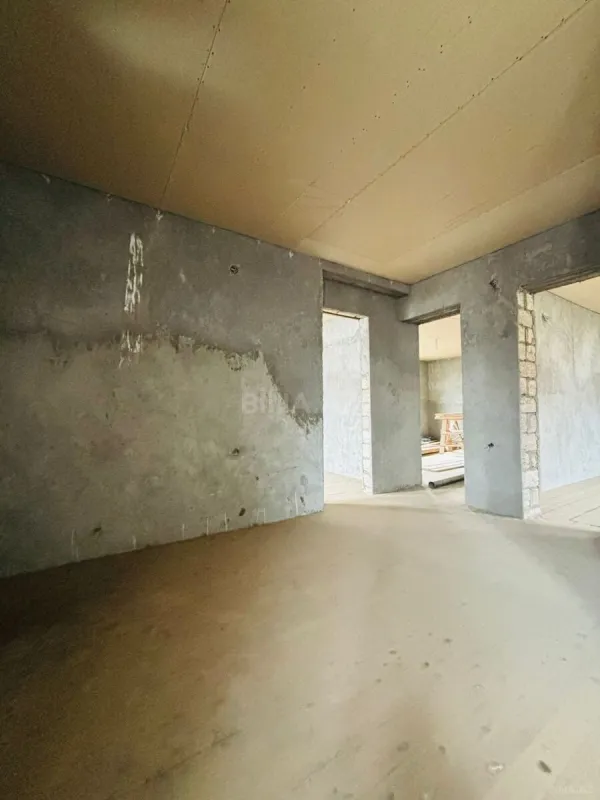 Satılır 6 otaqlı həyət evi 253 m²