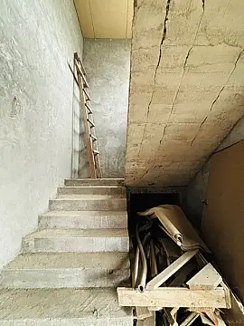 Satılır 6 otaqlı həyət evi 253 m²