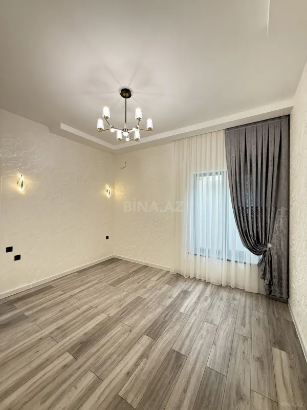Satılır 4 otaqlı həyət evi 160 m²