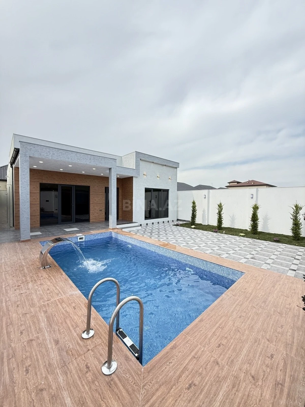 Satılır 4 otaqlı həyət evi 160 m²