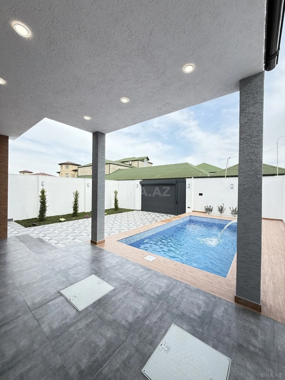 Satılır 4 otaqlı həyət evi 160 m²