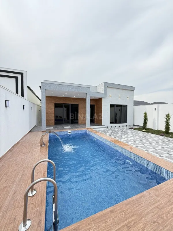 Satılır 4 otaqlı həyət evi 160 m²