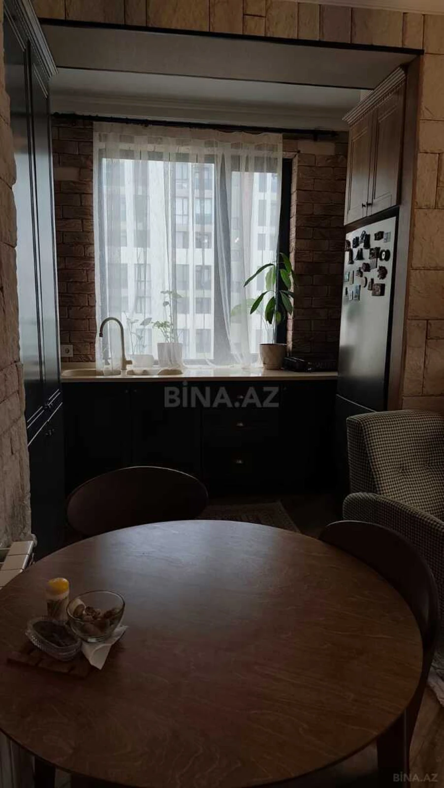 Satılır 4 otaqlı mənzil 100 m²