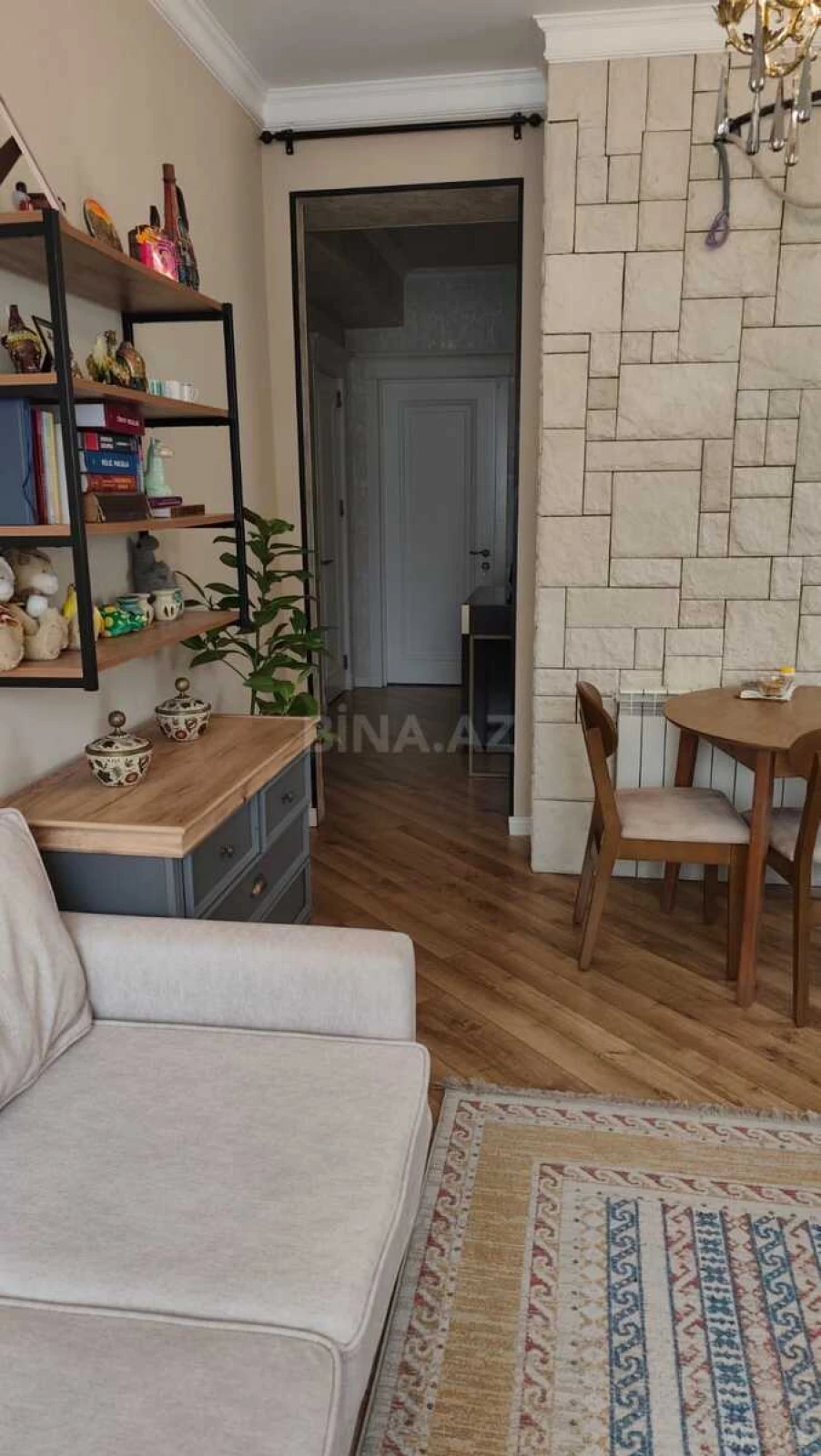 Satılır 4 otaqlı mənzil 100 m²