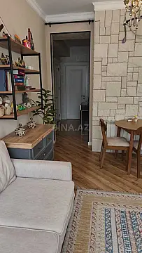 Satılır 4 otaqlı mənzil 100 m²