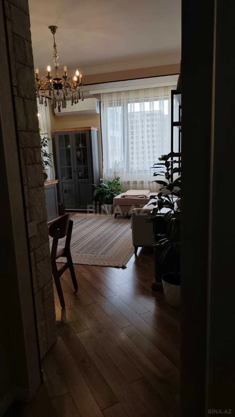 Satılır 4 otaqlı mənzil 100 m²