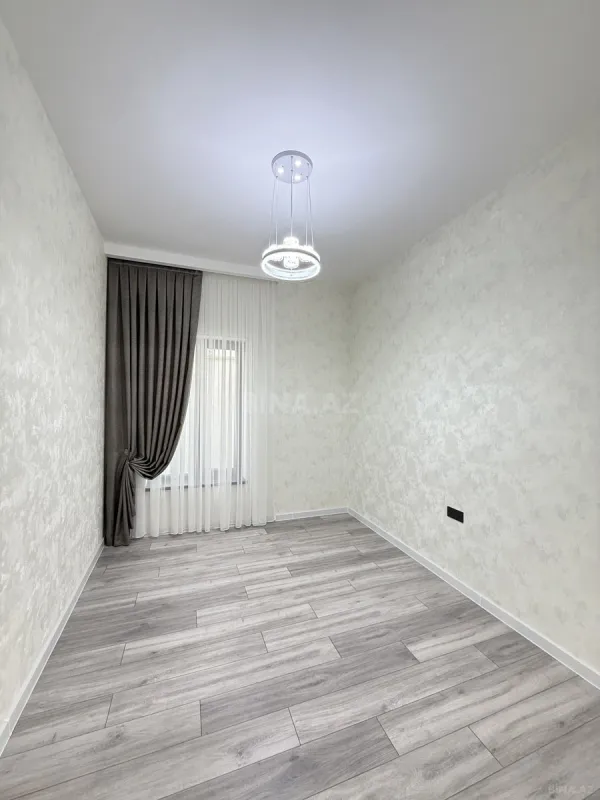 Satılır 4 otaqlı həyət evi 160 m²