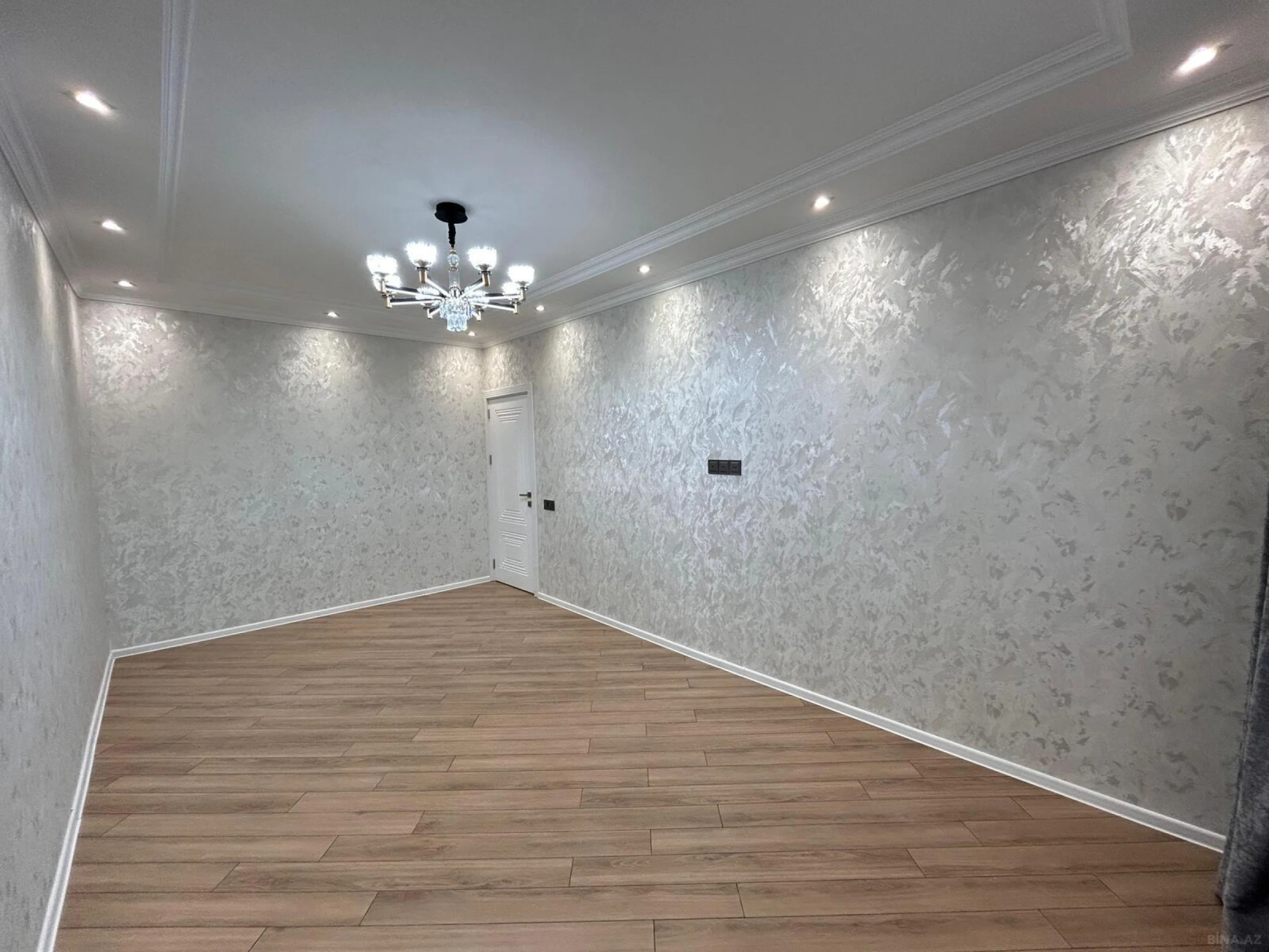 Satılır 3 otaqlı mənzil 80 m²